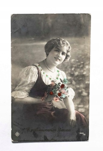 STARA POCZTÓWKA - KOBIETA W SUKNI, POZNAŃ 1918