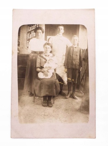 STARA FOTOGRAFIA - ZDJĘCIE RODZINNE, RESTAURACJA, KAWIARNIA, PRUSICE 1914