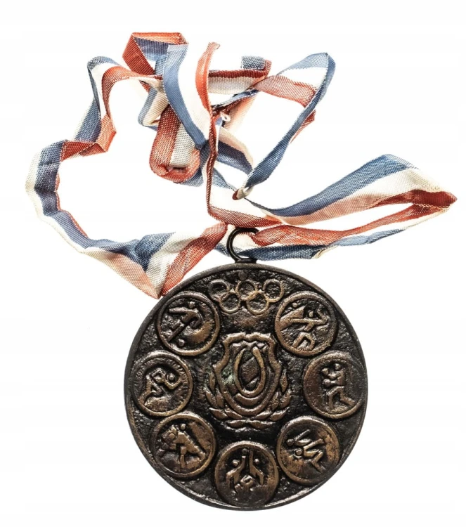 MEDAL 30 LAT, ZA ZASŁUGI W ROZWOJU GKS OLIMPIA POZNAŃ