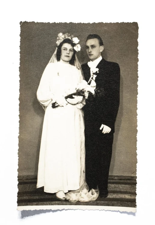 STARA FOTOGRAFIA - PARA MŁODA, KRAKÓW 1949