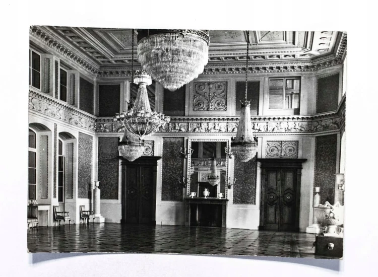 ŁAŃCUT - ZAMEK, MUZEUM, SALA BALOWA 1967