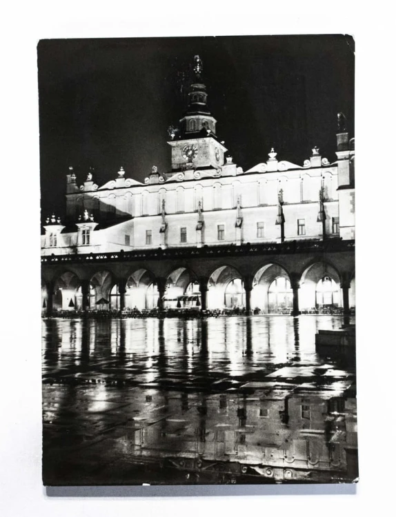 KRAKÓW - SUKIENNICE, KAWIARNIA POD ARKADAMI 1969