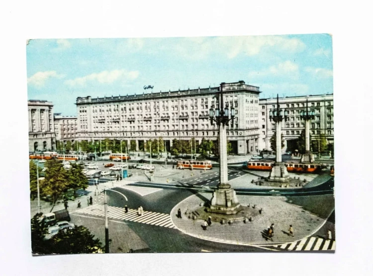 WARSZAWA - PLAC KONSTYTUCJI l. 60