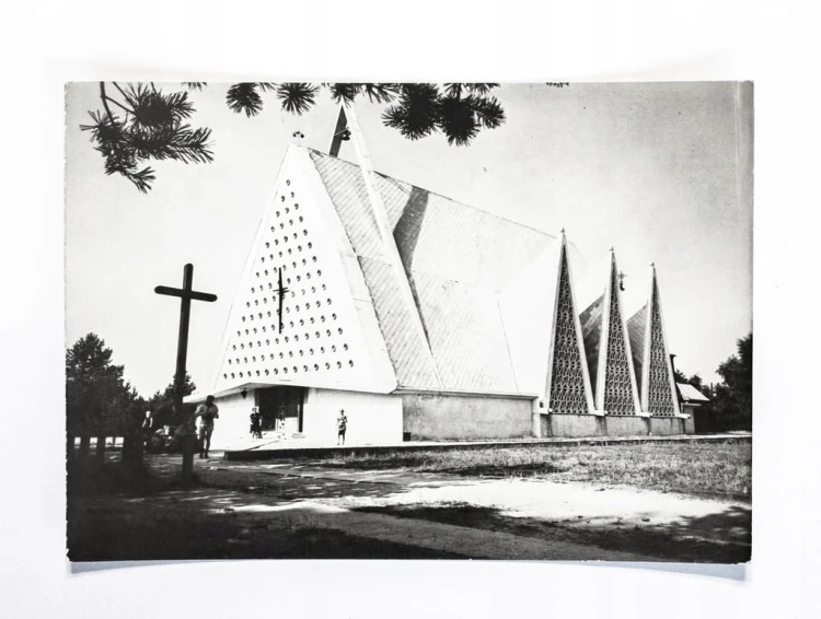 WŁADYSŁAWOWO - NOWOCZESNY KOŚCIÓŁ 1972