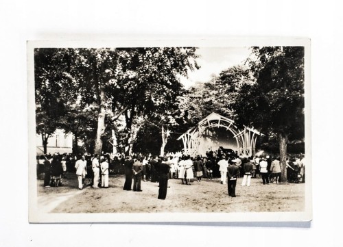 MIĘDZYZDROJE - MUSZLA DLA ORKIESTRY l. 50