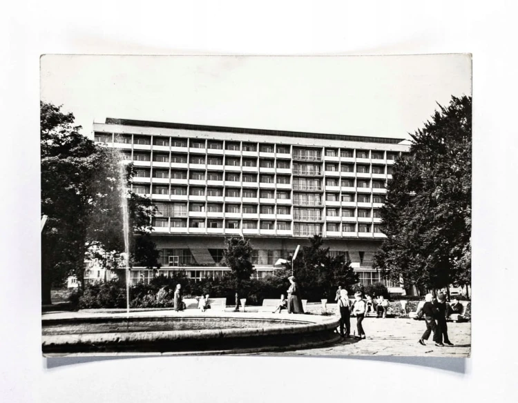 KOŁOBRZEG - HOTEL SKANPOL 1975