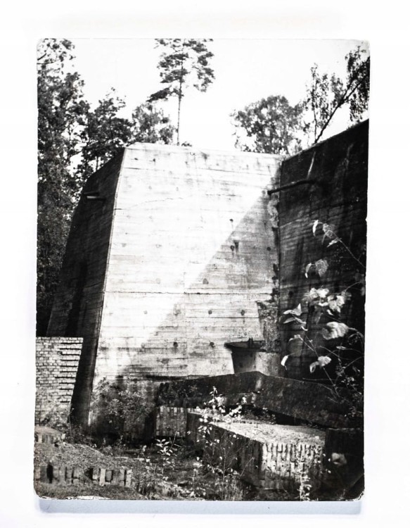 GIERŁOŻ k. KĘTRZYNA - FRAGMENT BYŁEJ KWATERY GŁÓWNEJ HITLERA l. 60