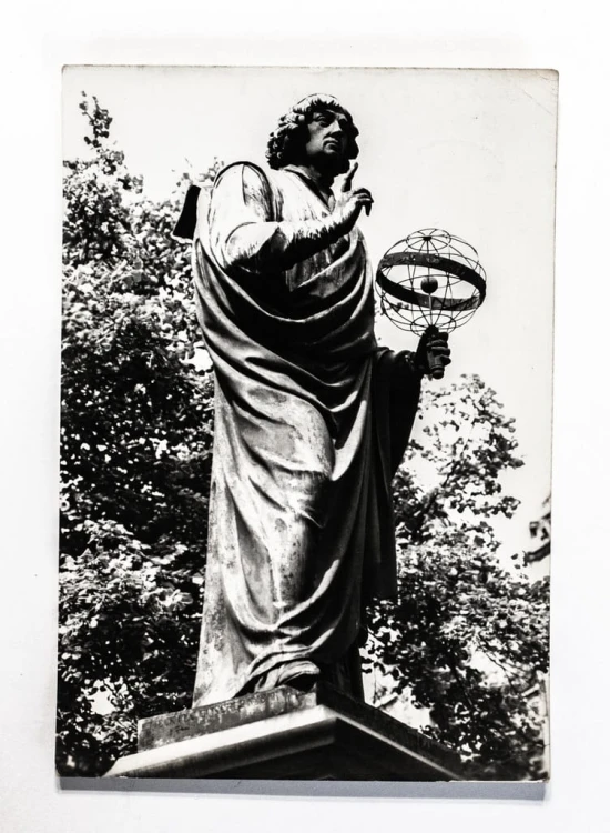 TORUŃ - POMNIK MIKOŁAJA KOPERNIKA 1972