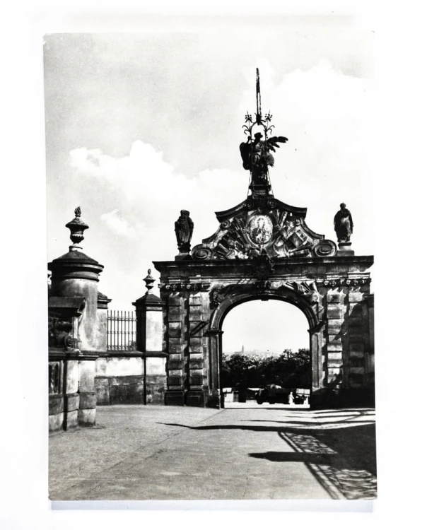 CZĘSTOCHOWA - JASNA GÓRA, BRAMA KLASZTORNA 1969