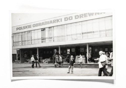 STARA FOTOGRAFIA - POLSKIE OBRABIARKI DO DREWNA l. 60