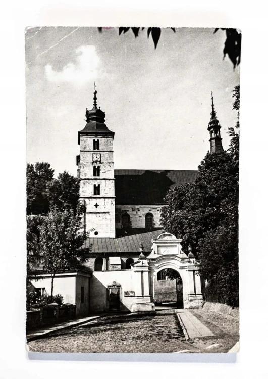 OPATÓW - KOLEGIATA ROMAŃSKA 1970