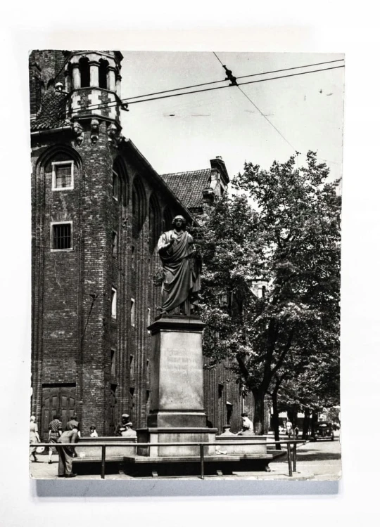 TORUŃ - POMNIK MIKOŁAJA KOPERNIKA 1960