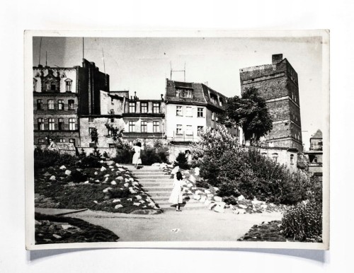 TORUŃ - SKWER MIEJSKI, KRZYWA WIEŻA 1961