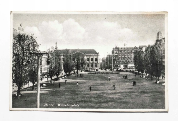 POZNAŃ - PLAC WOLNOŚCI l. 40