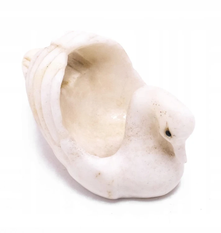 STARA FIGURKA ŁABĘDŹ (masa plastyczna)