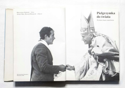 STARA KSIĄŻKA JAN PAWEŁ II - PIELGRZYMKA DO ŚWIATA 1988