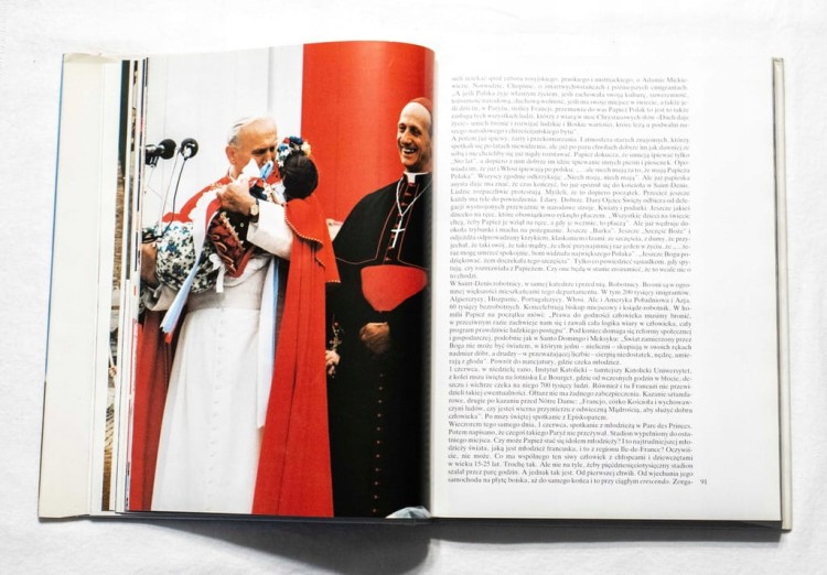 STARA KSIĄŻKA JAN PAWEŁ II - PIELGRZYMKA DO ŚWIATA 1988
