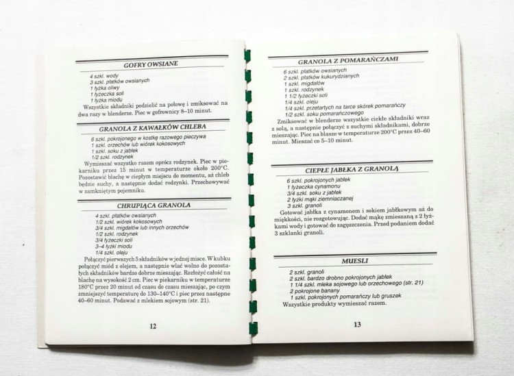 STARA KSIĄŻKA NATURALNA KUCHNIA WEGETARIAŃSKA 1992