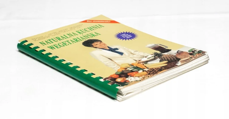 STARA KSIĄŻKA NATURALNA KUCHNIA WEGETARIAŃSKA 1992