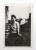 STARA FOTOGRAFIA - KOBIETA NA BALKONIE, KRAKÓW 1942