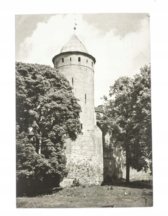 ŚWIDWIN - BASZTA ZAMKU l. 60