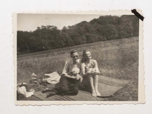 STARA FOTOGRAFIA - PIKNIK W PARKU, KRAKÓW l. 30/40