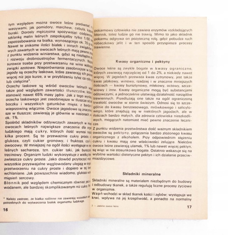 STARA KSIĄŻKA JADALNE OWOCE LEŚNE 1983