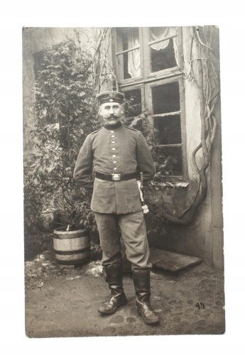 STARA FOTOGRAFIA ŻOŁNIERZ PRUSKI Z WĄSEM