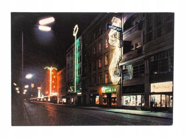 POZNAŃ - ULICA 27 GRUDNIA, NEONY l. 60