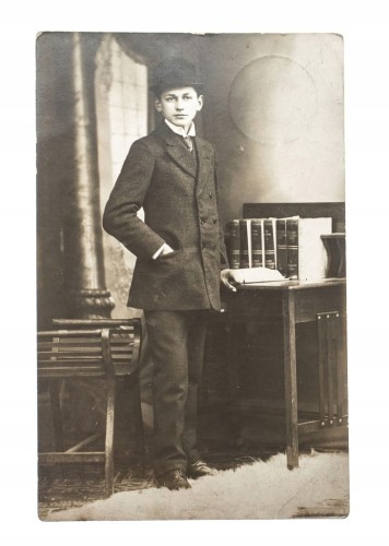 STARA FOTOGRAFIA CHŁOPAK W GARNITURZE RAWICZ 1912