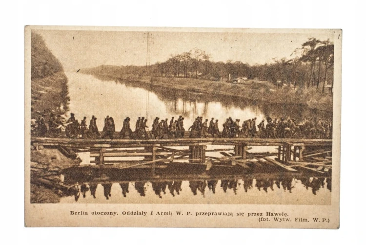 POCZTÓWKA ODZIAŁY WOJSKA POLSKIEGO NAD HAWELĄ l.70