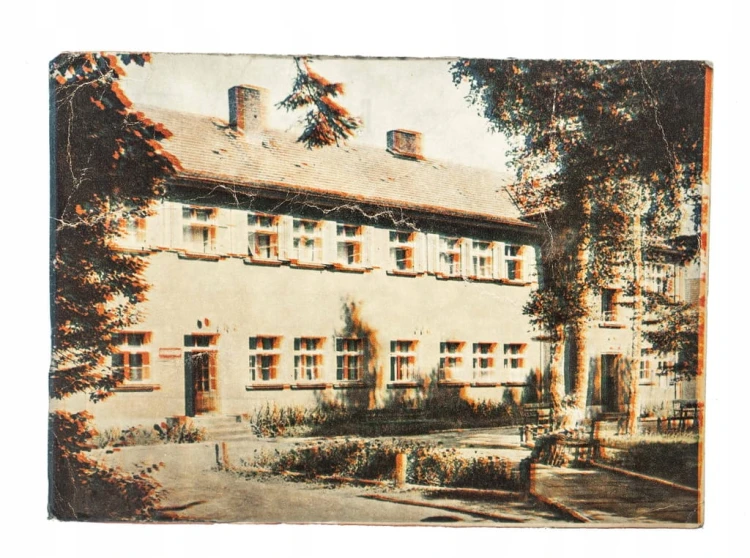 DZIWNÓW - DOM WYPOCZYNKOWY MSW BAŁTYK l. 60