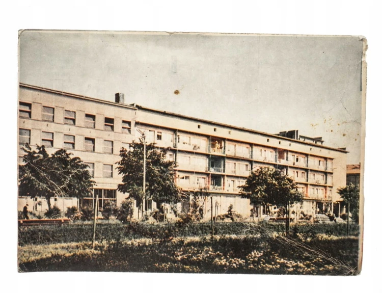 RZESZÓW - BLOKI PRZY PLACU ZWYCIĘSTWA l. 60
