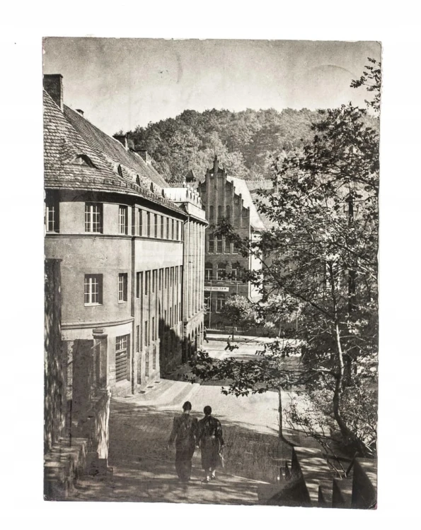 WAŁBRZYCH - ULICA M. KOPERNIKA l. 60