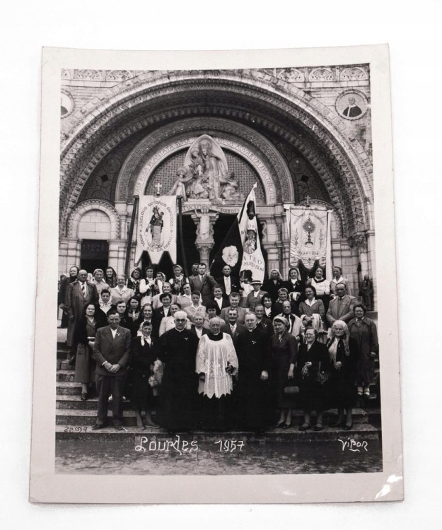 STARA FOTOGRAFIA POLSKA PIELGRZYMKA LOURDES 1957