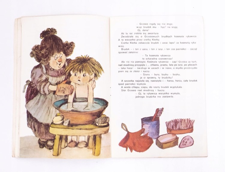 STARA KSIĄŻKA BAJKA KUKURYKU NA RĘCZNIKU 1983