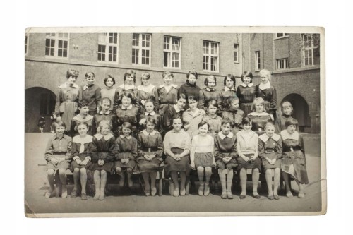 STARA FOTOGRAFIA UCZNIOWIE, KLASA SZKOLNA l. 70