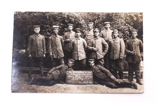 STARA FOTOGRAFIA - MĘŻCZYŹNI W MUNDURACH 1917