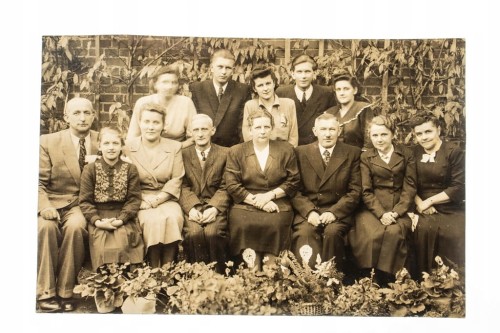 STARA FOTOGRAFIA - ZDJĘCIE RODZINNE