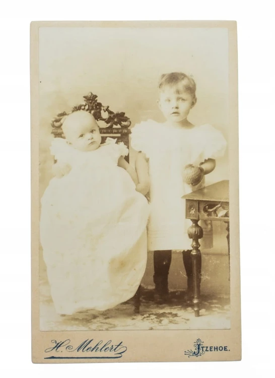 MAŁE DZIECI, RODZEŃSTWO - ATELIER ITZEHOE