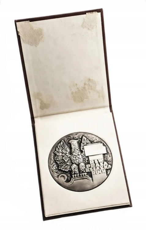 MEDAL CENTRALNY KOLPORTAŻ WOJSKOWY RSW