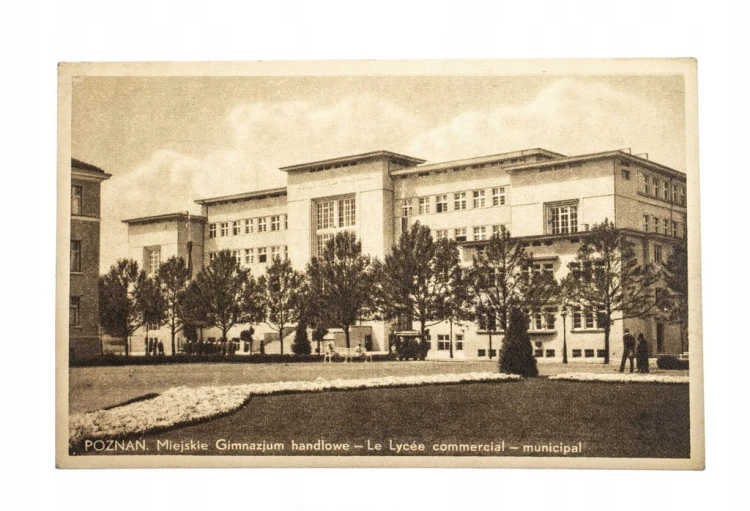 POZNAŃ - MIEJSKIE GIMNAZJUM HANDLOWE l. 30