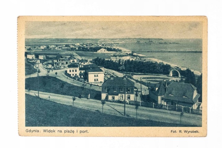 GDYNIA - WIDOK NA PLAŻE I PORT II RP