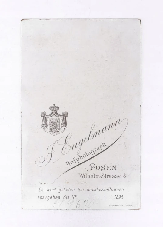 STARA FOTOGRAFIA - KOBIETA W SUKNI, ATELIER ENGELMANN, POZNAŃ 1895