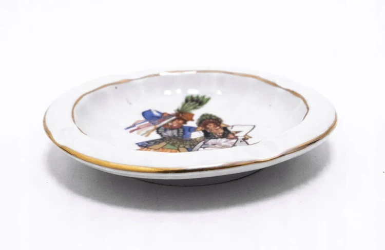 STARA PORCELANOWA POPIELNICZKA