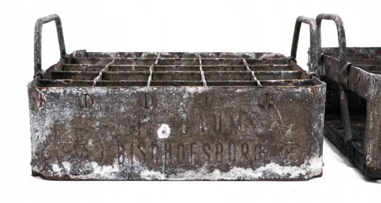 STARA SKRZYNIA NA PIWO, BROWAR BISKUPIEC, F. DAUM BISCHOFSBURG (2 sztuki)