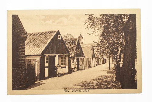 HEL - GŁÓWNA ULICA l. 20/30