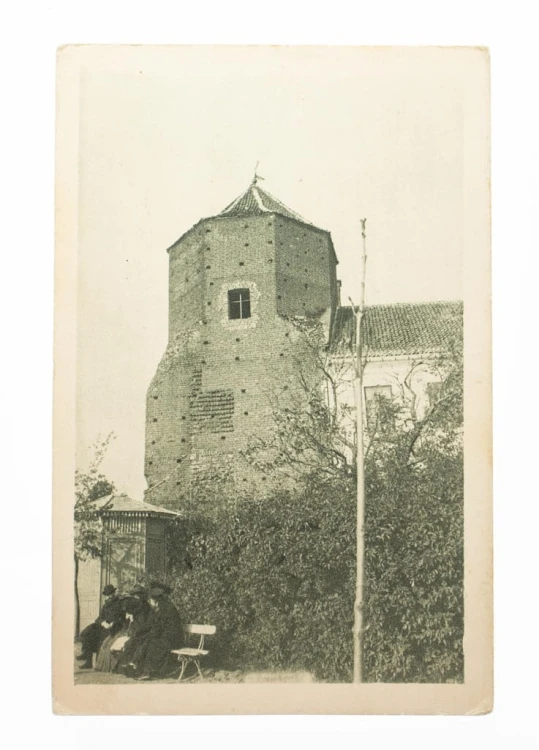 PŁOCK - WIEŻA SZLACHECKA l. 20/30