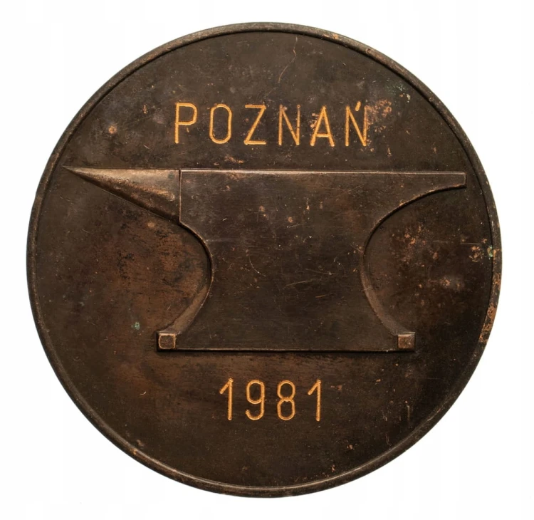 MEDAL ZA 35 LAT OFIARNEJ PRACY HCP POZNAŃ 1981