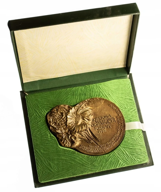 MEDAL ZA ZASŁUGI W PRODUKCJI OGRODNICZEJ POZNAŃ 88